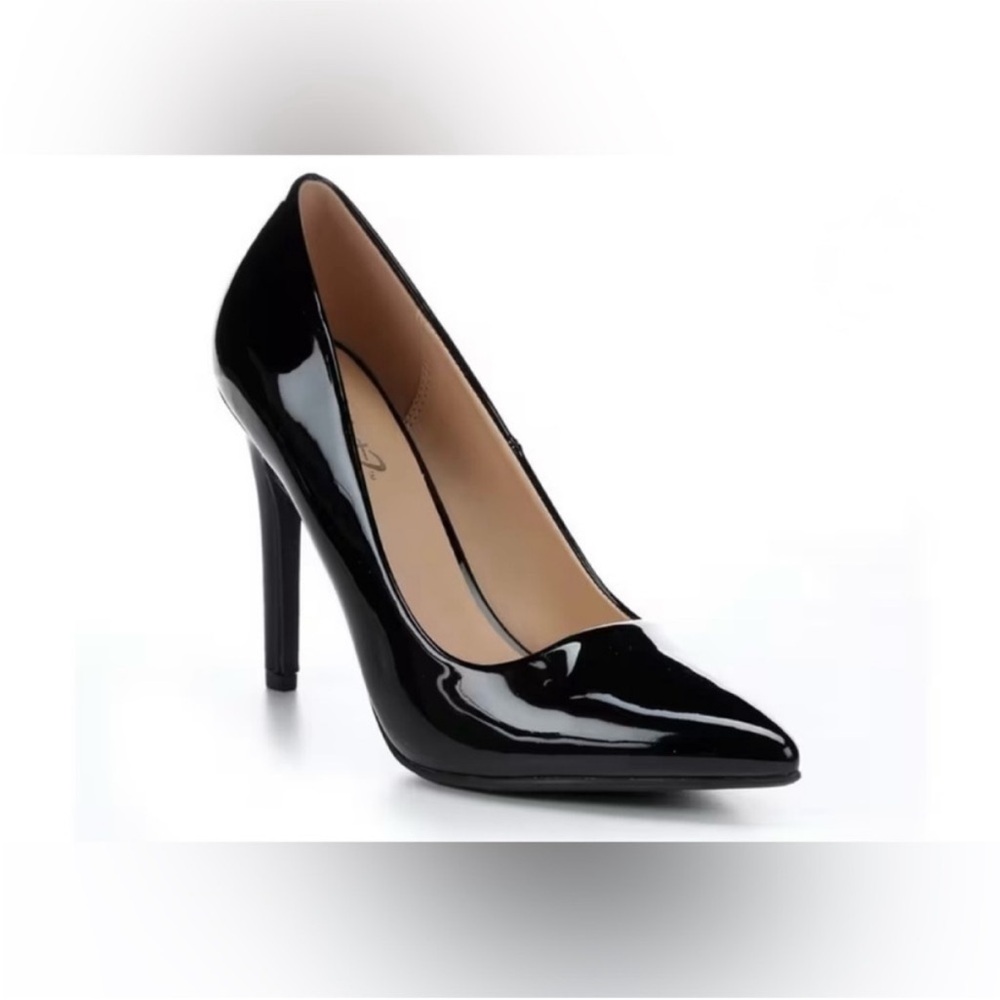 Elegant Black Stiletto Heels